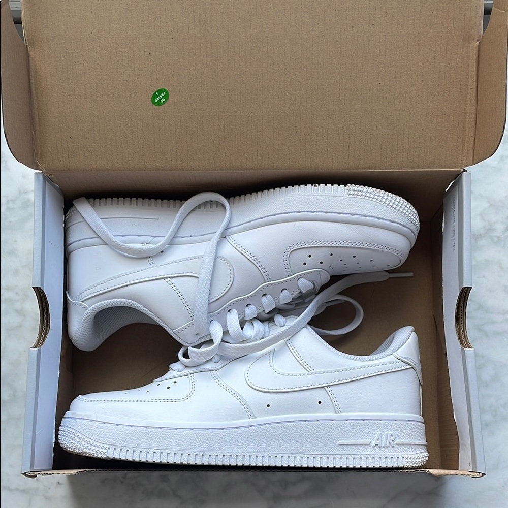 Nike Air Force 1 '07 Women’s size 7